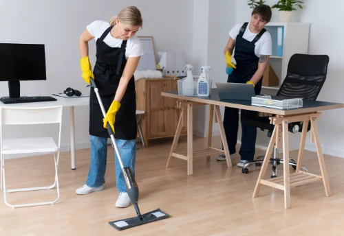 Nettoyage de bureau professionnel à Plomodiern